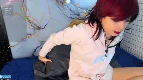 maevekuro online show from November 22, 3:27 am