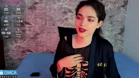 maevekuro online show from December 15, 3:22 am