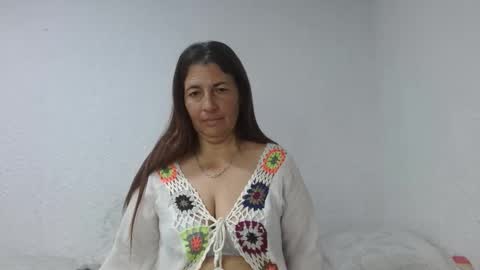 Snapshot of mafe_astor chatting on February 25, 9:57 pm mafe online show from February 25, 9:57 pm