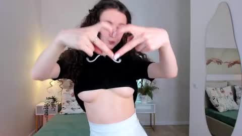 Eva online show from June 20, 2:53 pm