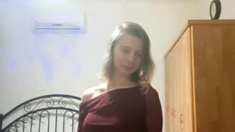 Snapshot of magaretunion chatting on October 23, 3:44 pm Margaret online show from October 23, 3:44 pm