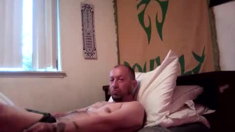 Snapshot of magdalena_805 chatting on February 3, 12:58 am magdalena_805 online show from February 3, 12:58 am