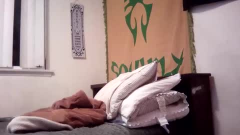 Snapshot of magdalena_805 chatting on February 8, 1:01 pm magdalena_805 online show from February 8, 1:01 pm