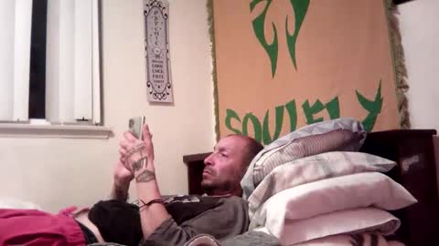 Snapshot of magdalena_805 chatting on March 4, 5:42 am magdalena_805 online show from March 4, 5:42 am