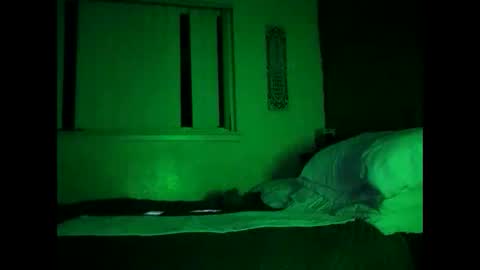 Snapshot of magdalena_805 chatting on September 13, 3:39 am magdalena_805 online show from September 13, 3:39 am