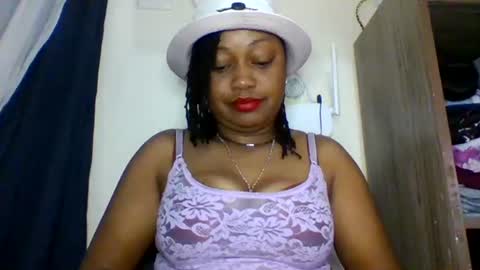 Snapshot of magdalinemus chatting on June 29, 11:43 am magdalinemus online show from June 29, 11:43 am