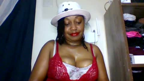 Snapshot of magdalinemus chatting on July 5, 8:16 pm magdalinemus online show from July 5, 8:16 pm