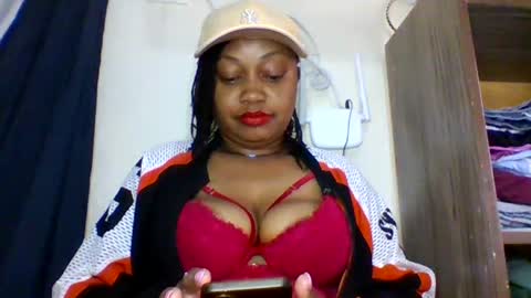 Snapshot of magdalinemus chatting on July 17, 7:15 am magdalinemus online show from July 17, 7:15 am