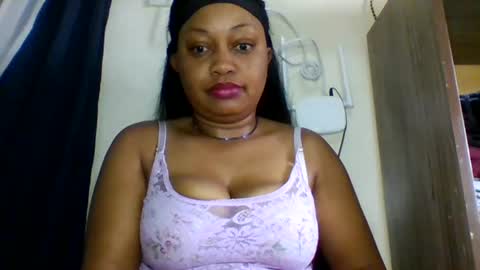 Snapshot of magdalinemus chatting on July 20, 1:02 pm magdalinemus online show from July 20, 1:02 pm