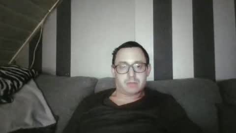 Snapshot of magfrauenfuesse chatting on November 27, 2:02 am magfrauenfuesse online show from November 27, 2:02 am