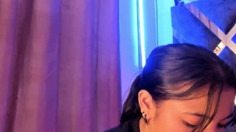 Maggie online show from October 2, 12:23 pm