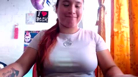 Snapshot of maggiie_taylor chatting on July 28, 9:25 pm Maggie Taylor online show from July 28, 9:25 pm