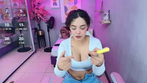 Maggy online show from April 26, 3:37 am