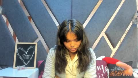 Kimy online show from May 31, 1:51 pm