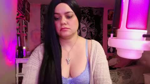 Snapshot of magic_clairewitch chatting on January 6, 2:26 am Claire online show from January 6, 2:26 am