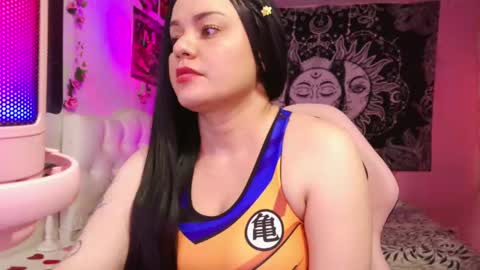 Snapshot of magic_clairewitch chatting on February 5, 7:53 pm Claire online show from February 5, 7:53 pm