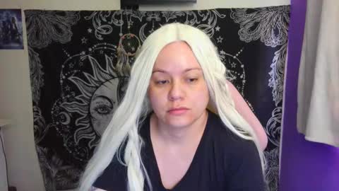 Claire online show from March 1, 9:39 pm