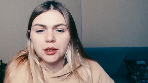 magic_katarina_ online show from January 26, 8:14 am