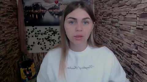 magic_katarina_ online show from November 4, 7:51 am