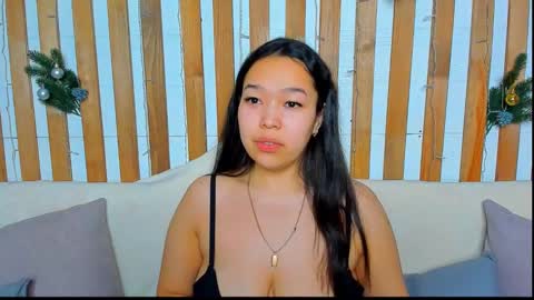 Snapshot of magic_lee chatting on December 9, 3:50 am Agata online show from December 9, 3:50 am