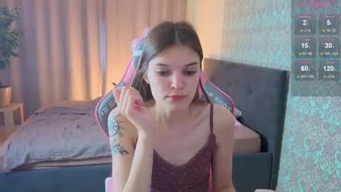 Snapshot of magic_shy chatting on June 8, 1:28 am Merry online show from June 8, 1:28 am