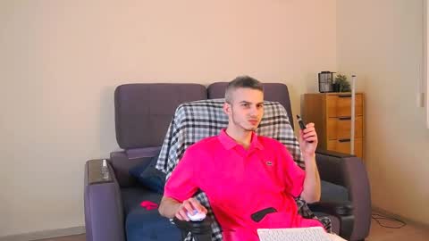 Snapshot of magic_storms chatting on May 5, 7:00 pm magic_storms online show from May 5, 7:00 pm