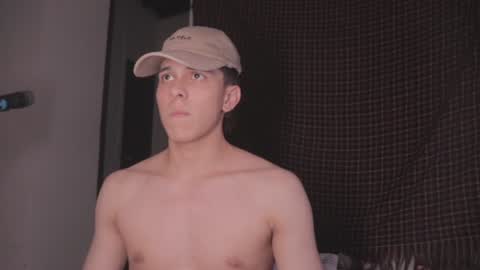 Tony Hoffa online show from December 18, 10:46 pm