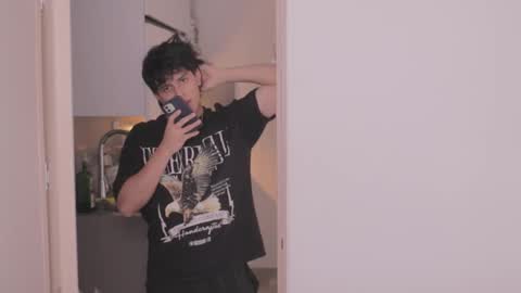 Tony Hoffa online show from November 5, 9:26 pm