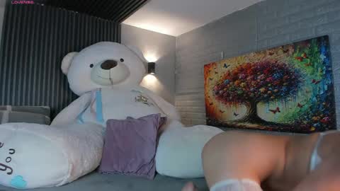 Snapshot of magic_zahara chatting on May 31, 4:09 am magic_zahara online show from May 31, 4:09 am