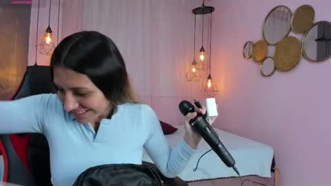 Snapshot of magic_zahara chatting on July 1, 5:20 am magic_zahara online show from July 1, 5:20 am