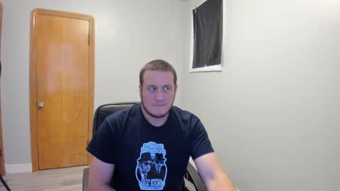 Snapshot of magicman176 chatting on November 3, 4:08 pm Magic176 online show from November 3, 4:08 pm