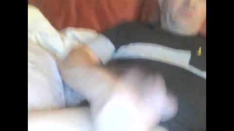 Snapshot of magicman250 chatting on October 10, 11:59 pm magicman250 online show from October 10, 11:59 pm