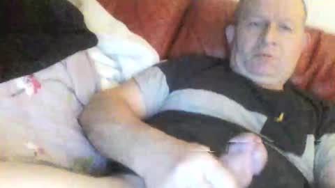 Snapshot of magicman250 chatting on October 29, 6:04 am magicman250 online show from October 29, 6:04 am