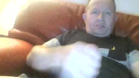 Snapshot of magicman250 chatting on November 15, 5:49 am magicman250 online show from November 15, 5:49 am