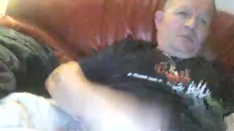 Snapshot of magicman250 chatting on December 4, 6:01 am magicman250 online show from December 4, 6:01 am