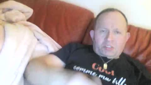 Snapshot of magicman250 chatting on December 16, 10:48 pm magicman250 online show from December 16, 10:48 pm