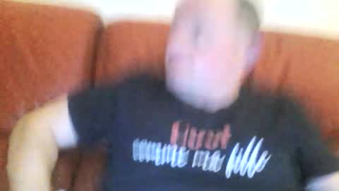 Snapshot of magicman250 chatting on December 18, 9:21 pm magicman250 online show from December 18, 9:21 pm