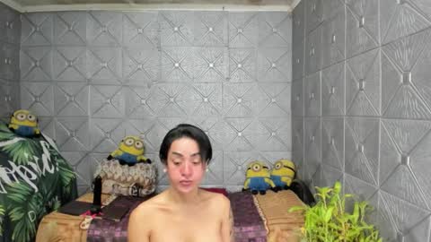 Snapshot of magicsaya chatting on October 31, 2:40 pm TsKaycee online show from October 31, 2:40 pm