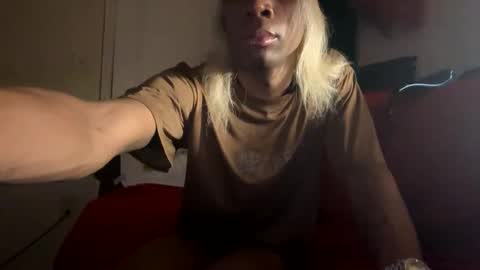 Snapshot of magiicboo chatting on October 23, 4:56 am magiicboo online show from October 23, 4:56 am