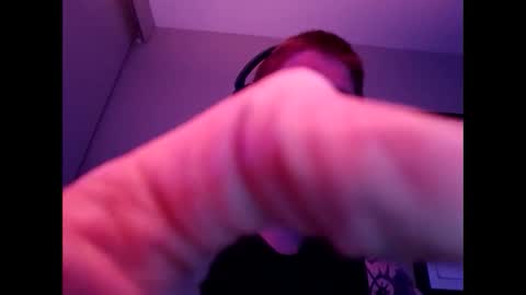 Snapshot of magnetic77slav chatting on September 20, 11:00 am magnetic77slav online show from September 20, 11:00 am