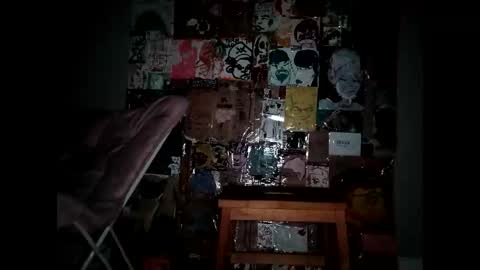 Snapshot of magnetic77slav chatting on September 22, 3:52 am magnetic77slav online show from September 22, 3:52 am