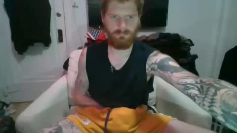 Snapshot of magnetic77slav chatting on October 17, 8:28 am magnetic77slav online show from October 17, 8:28 am