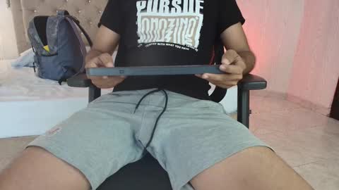 Magnus Alejo online show from February 12, 11:38 am