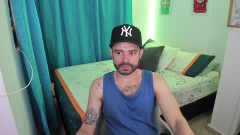 Snapshot of magnus_king chatting on May 31, 12:30 am online show from May 31, 12:30 am