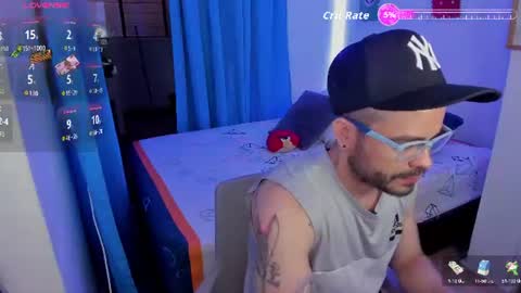 Snapshot of magnus_king chatting on June 14, 10:12 pm online show from June 14, 10:12 pm
