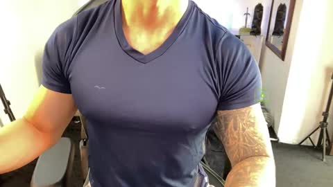 Snapshot of magnus_savage chatting on June 1, 5:58 pm If you want me to use the Lovense please let me know -- online show from June 1, 5:58 pm