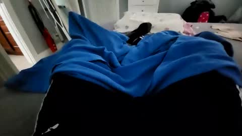 Diandlin online show from February 24, 7:45 pm