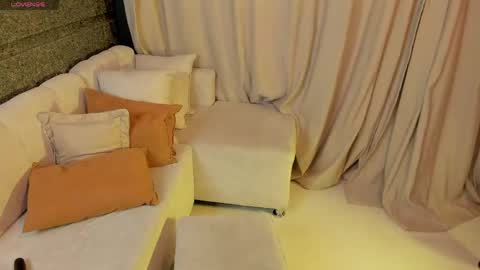 Snapshot of maha_walton chatting on June 1, 4:58 am maha_walton online show from June 1, 4:58 am