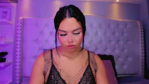 CamiiGarcia online show from May 17, 8:05 pm
