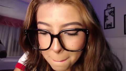 Maia Reficco online show from February 23, 12:13 pm